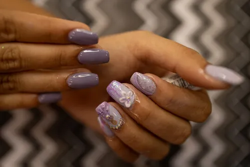 360_F_1594836627_oduPMXYV1gDzu31hXr7SrtrmU4S8cRkg